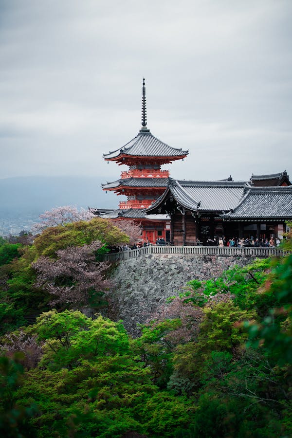 Kiyomizu-dera. - Image 1