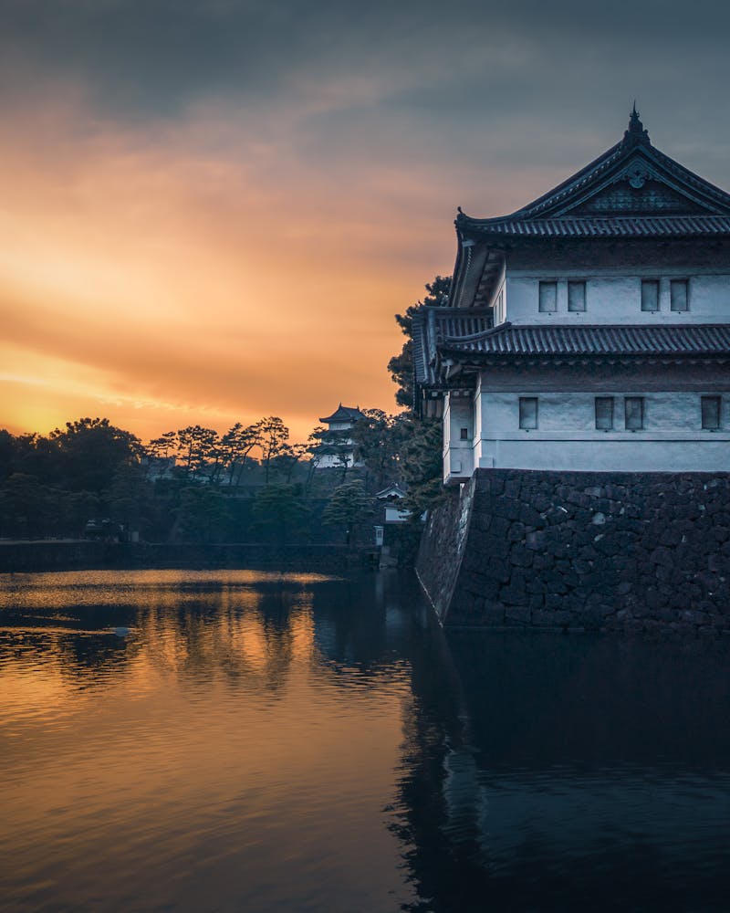 Visit Tokyo Imperial Palace and East Gardens - Image 1